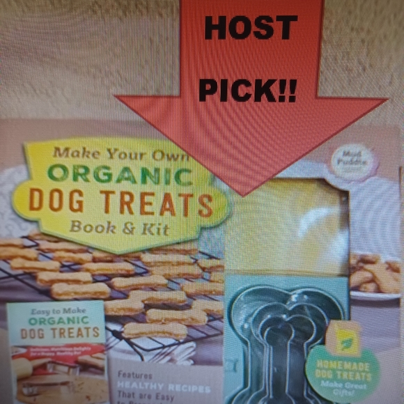 Mud Puddle Inc Other - 🎁🥳👍EVERYTHING PETS HOST PICK 👍🥳🎁 Dog Treat Baking Kit